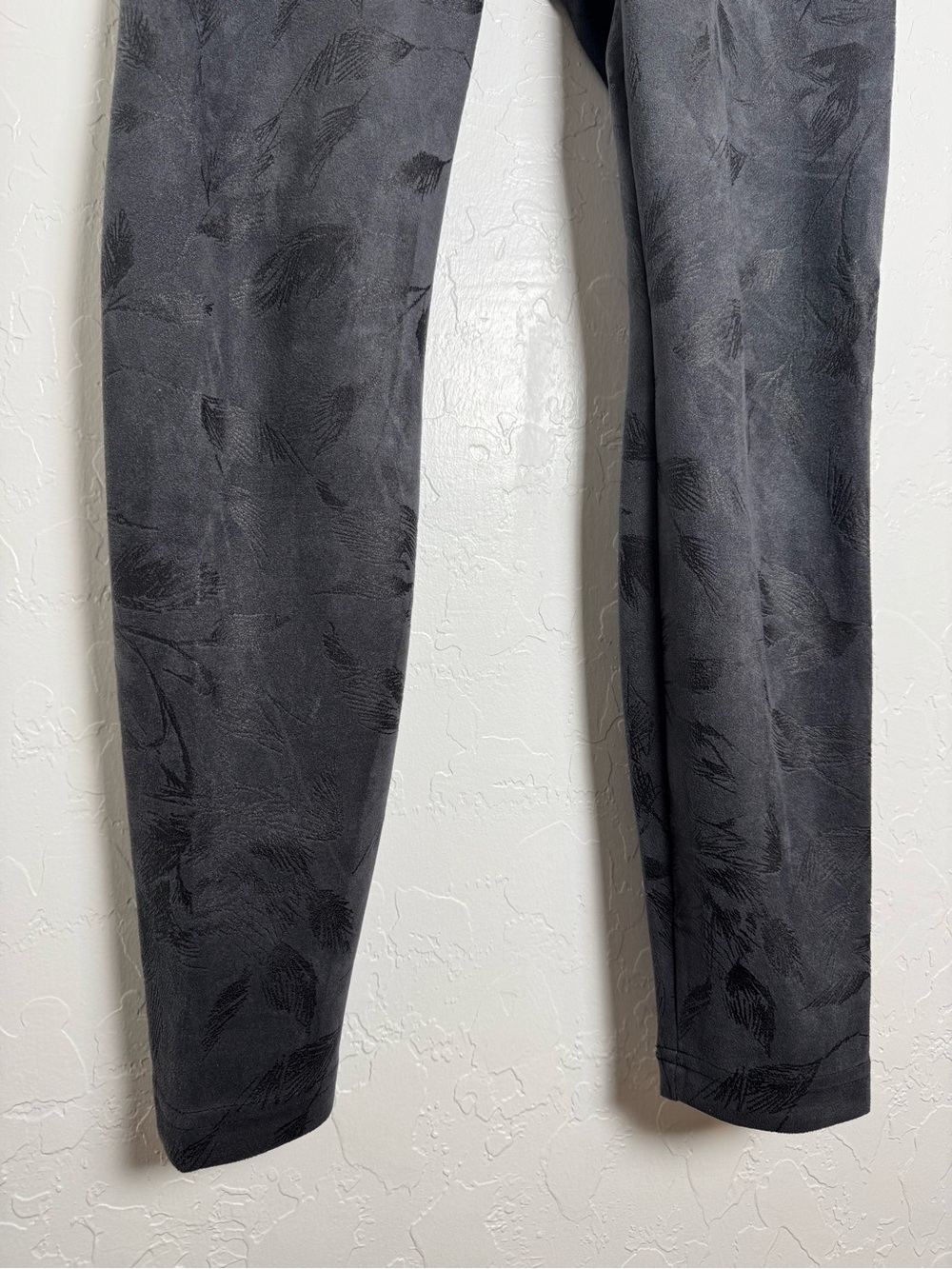 WHBM White House Black Market Gray Suede Inkling Foil Runway Leggings - Picture 7 of 16